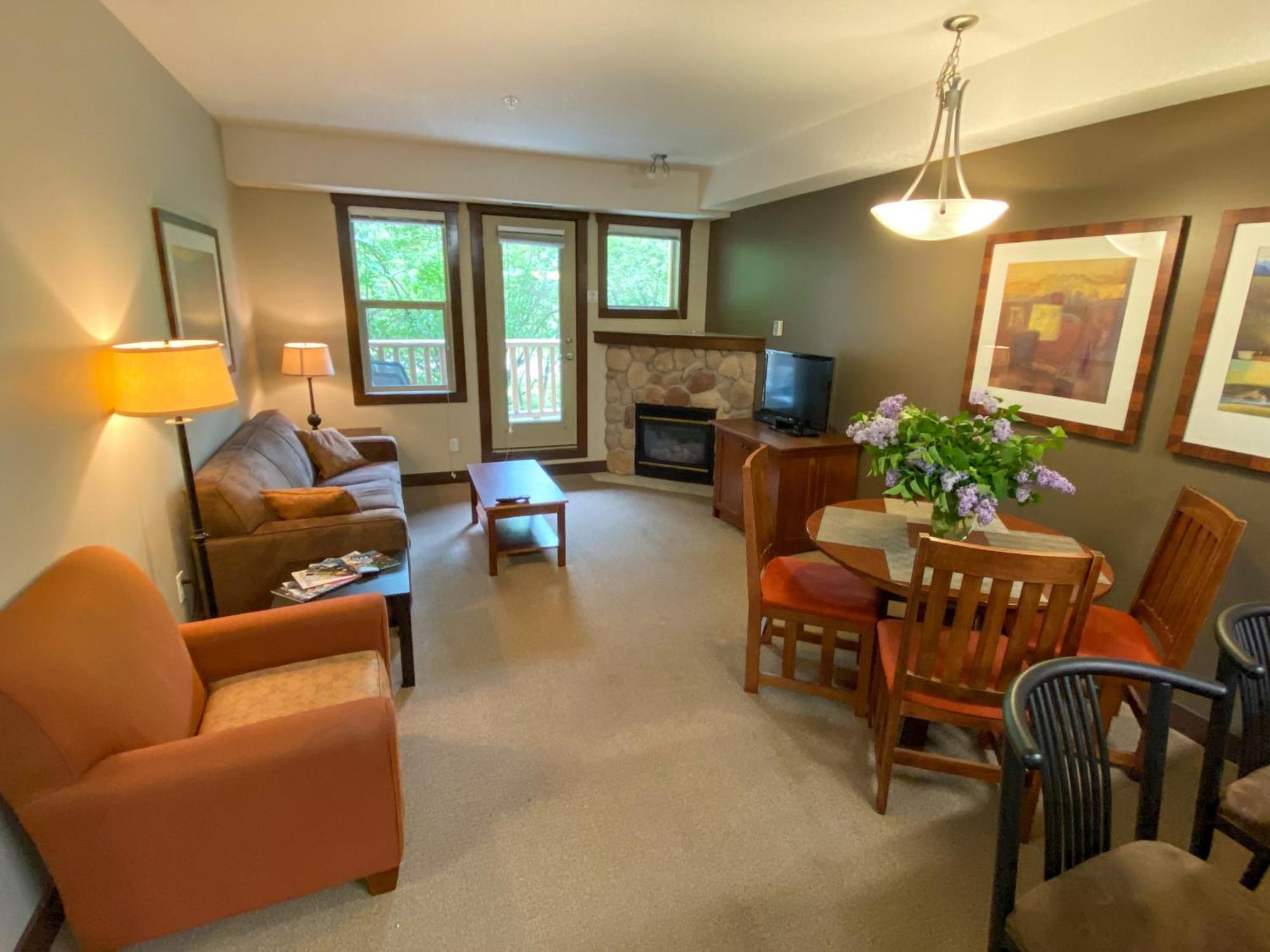 Silver Rock Condominiums By Fernie Central Reservations מראה חיצוני תמונה