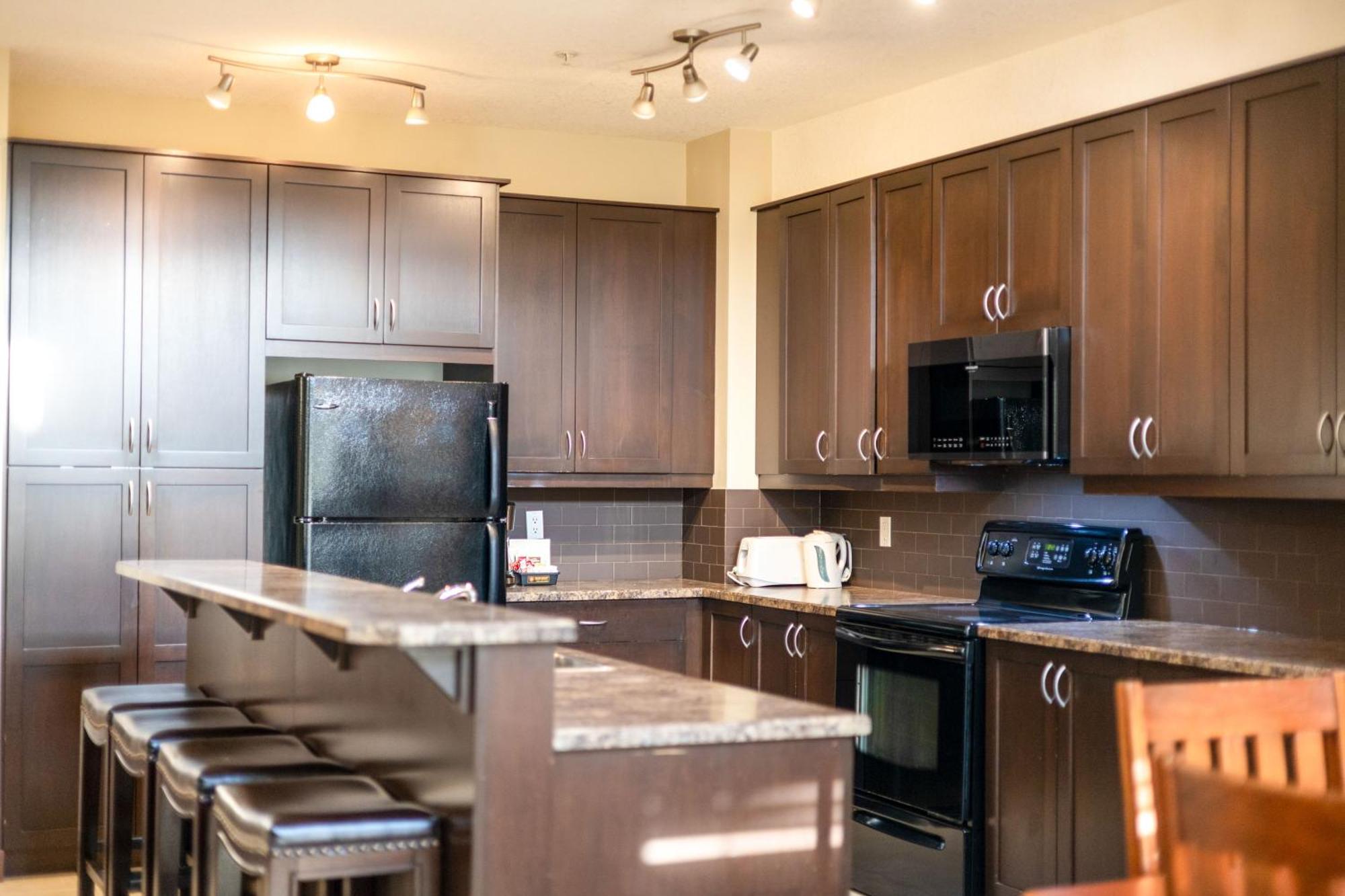 Silver Rock Condominiums By Fernie Central Reservations מראה חיצוני תמונה