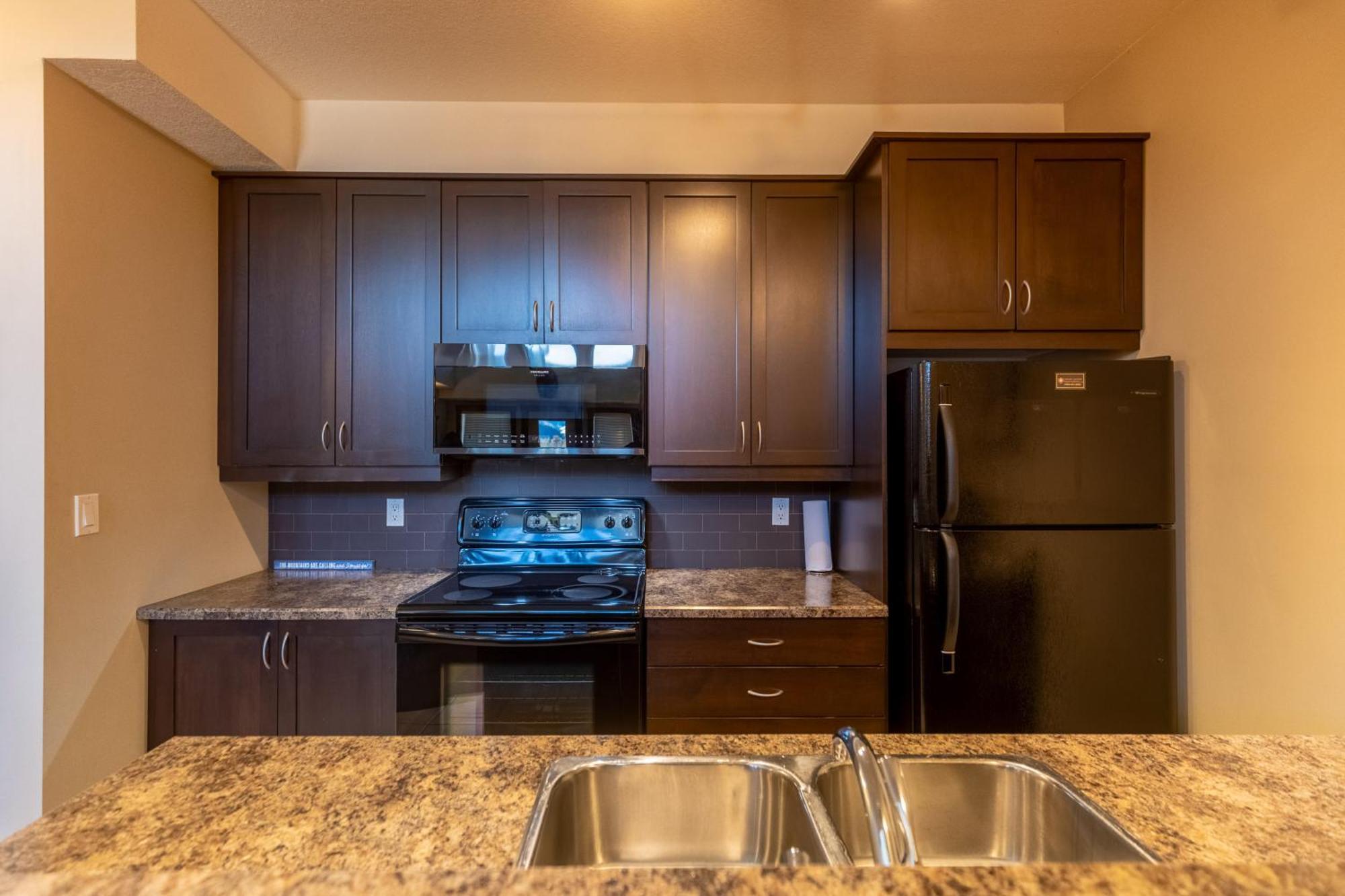 Silver Rock Condominiums By Fernie Central Reservations מראה חיצוני תמונה