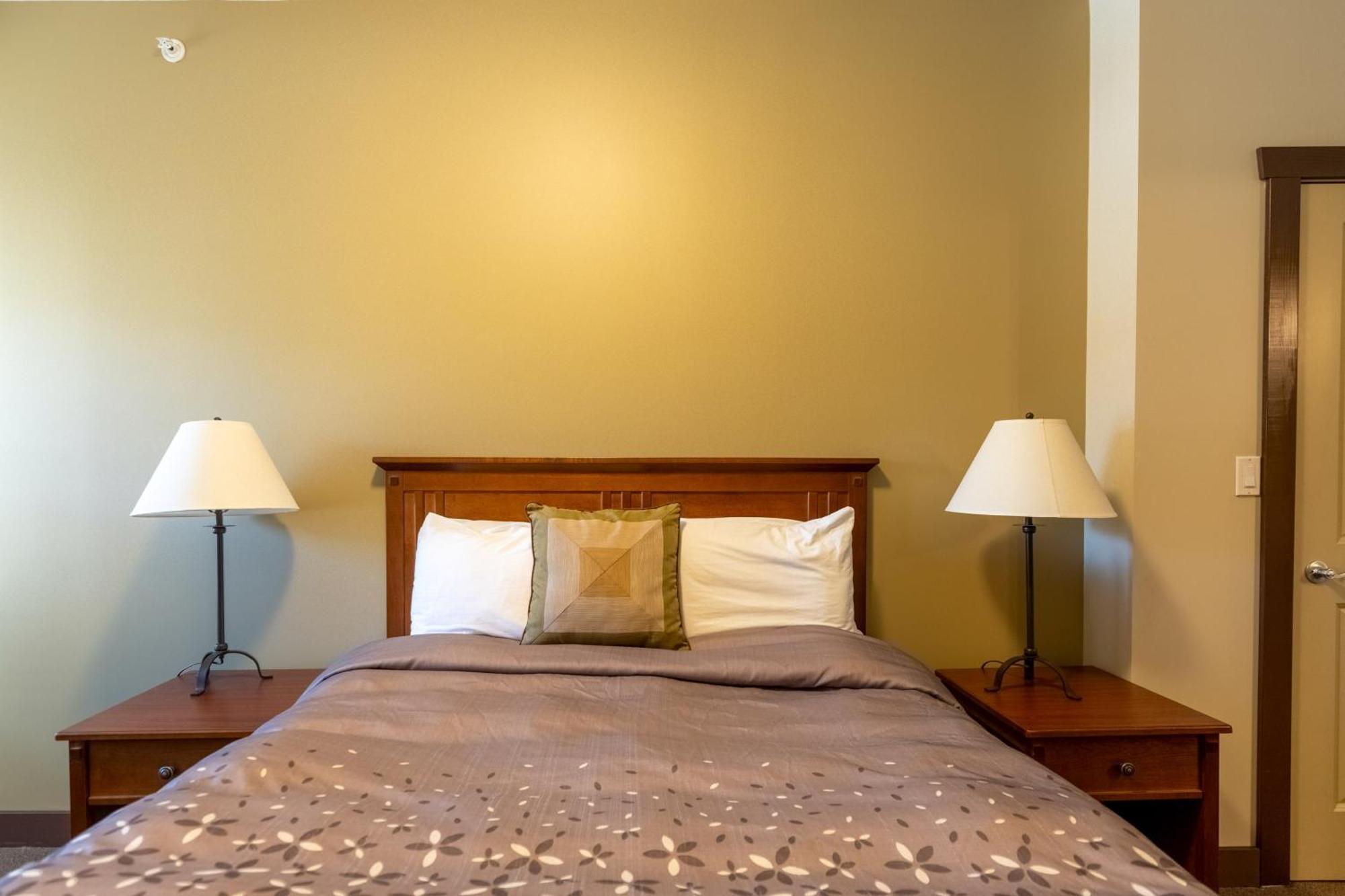 Silver Rock Condominiums By Fernie Central Reservations מראה חיצוני תמונה